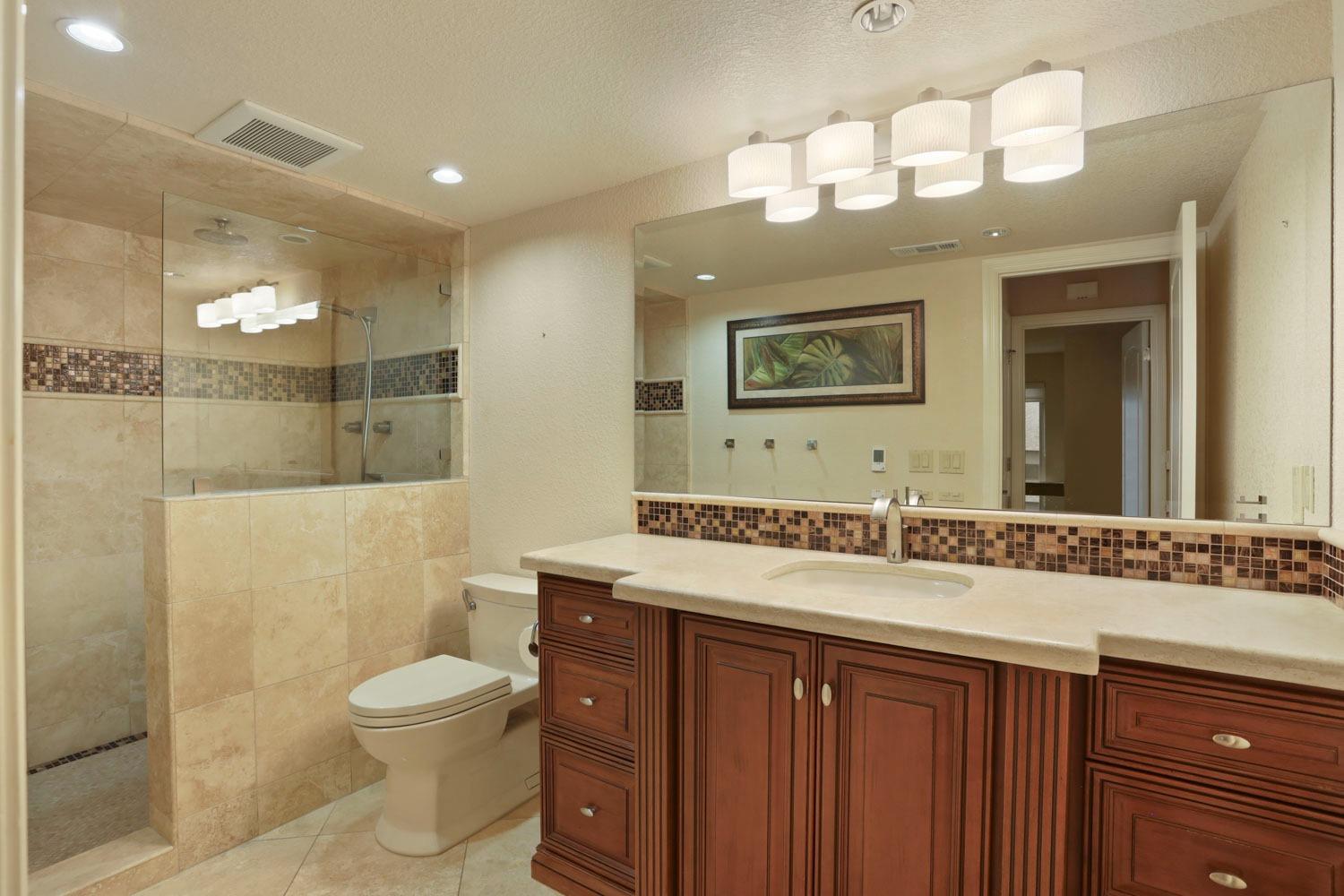 Detail Gallery Image 37 of 94 For 6669 Embarcadero Dr #10,  Stockton,  CA 95219 - 2 Beds | 2 Baths