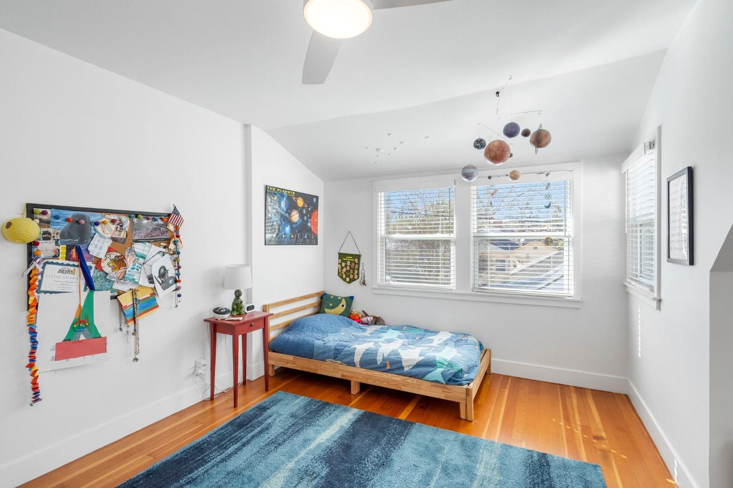 Highland Avenue, Sacramento, CA, 95818-3518