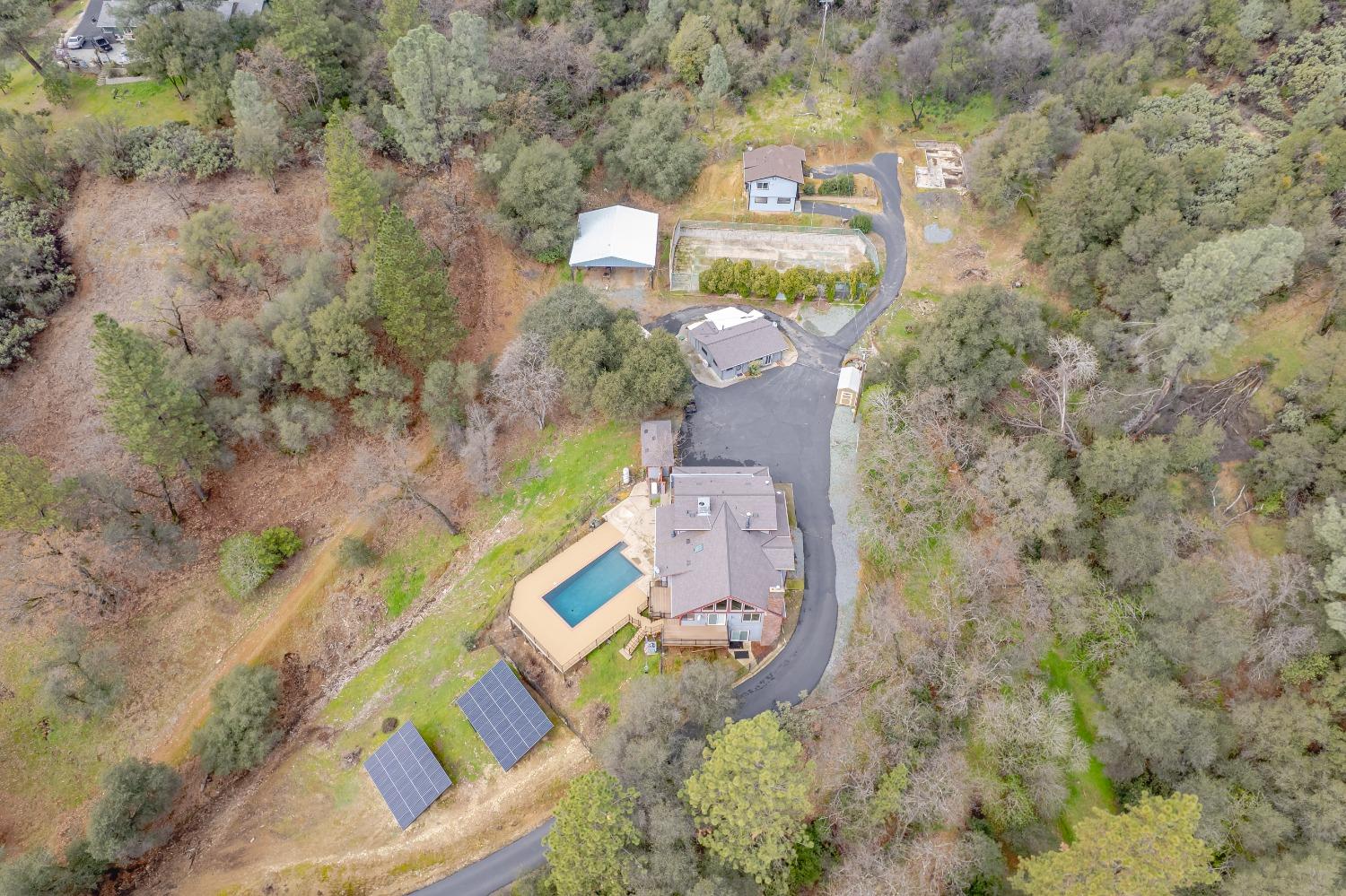 Detail Gallery Image 8 of 98 For 791 N Circle Dr, Diamond Springs,  CA 95619 - 6 Beds | 4/2 Baths