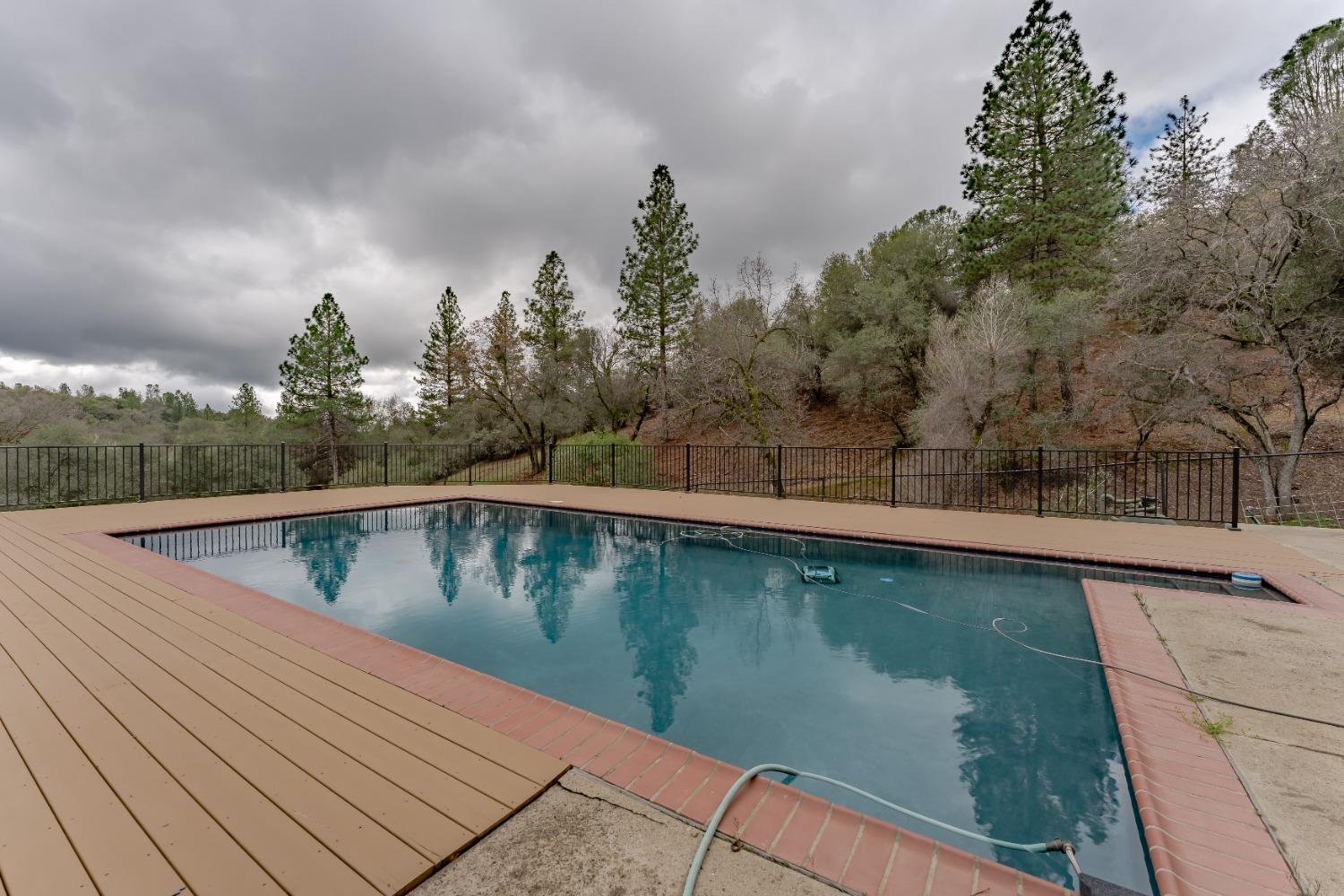 Detail Gallery Image 54 of 98 For 791 N Circle Dr, Diamond Springs,  CA 95619 - 6 Beds | 4/2 Baths