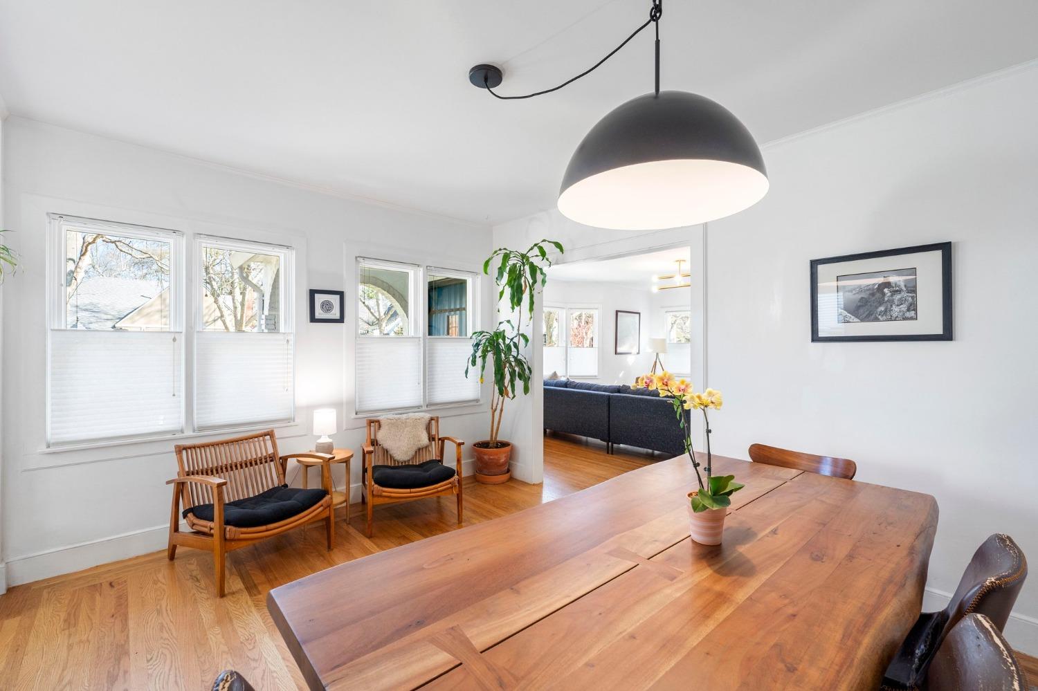 Highland Avenue, Sacramento, CA, 95818-3518