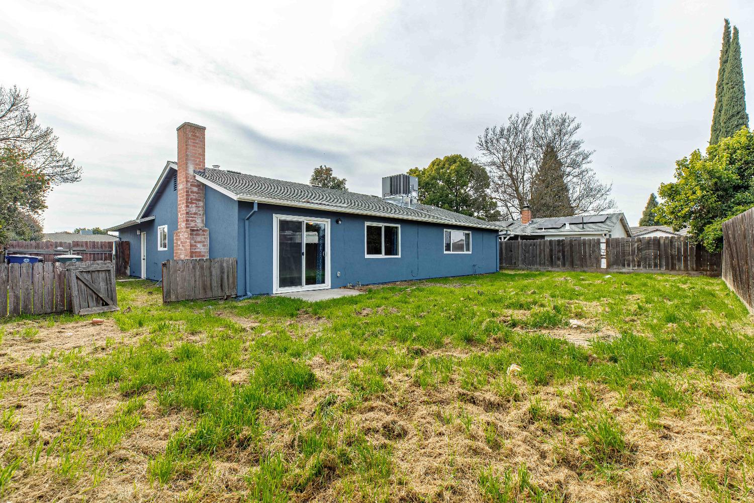 Detail Gallery Image 25 of 33 For 1349 Ghia Way, Manteca,  CA 95337 - 3 Beds | 2 Baths