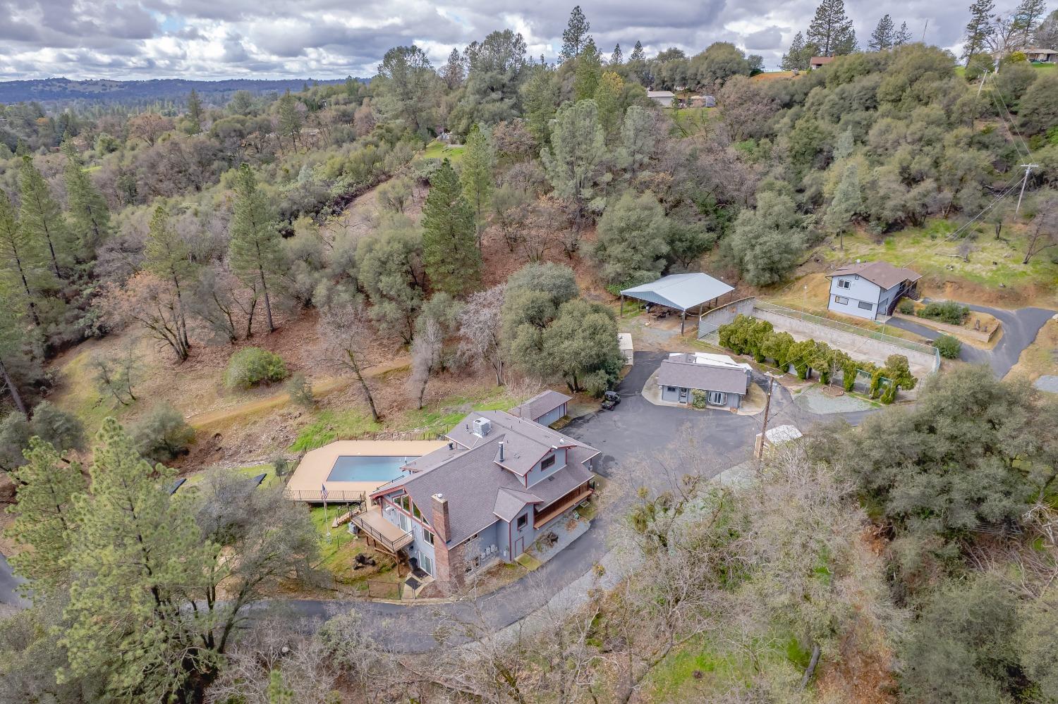 Detail Gallery Image 6 of 98 For 791 N Circle Dr, Diamond Springs,  CA 95619 - 6 Beds | 4/2 Baths