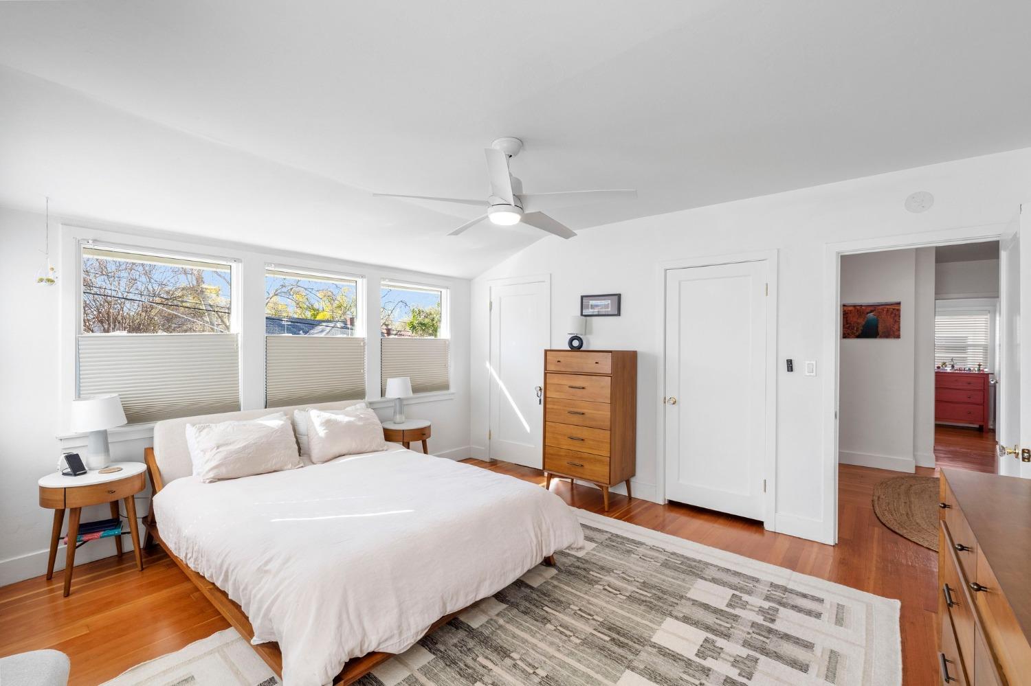 Highland Avenue, Sacramento, CA, 95818-3518