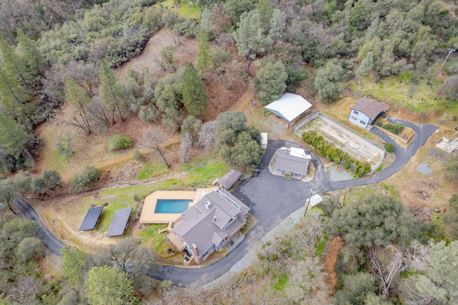Detail Gallery Image 5 of 98 For 791 N Circle Dr, Diamond Springs,  CA 95619 - 6 Beds | 4/2 Baths