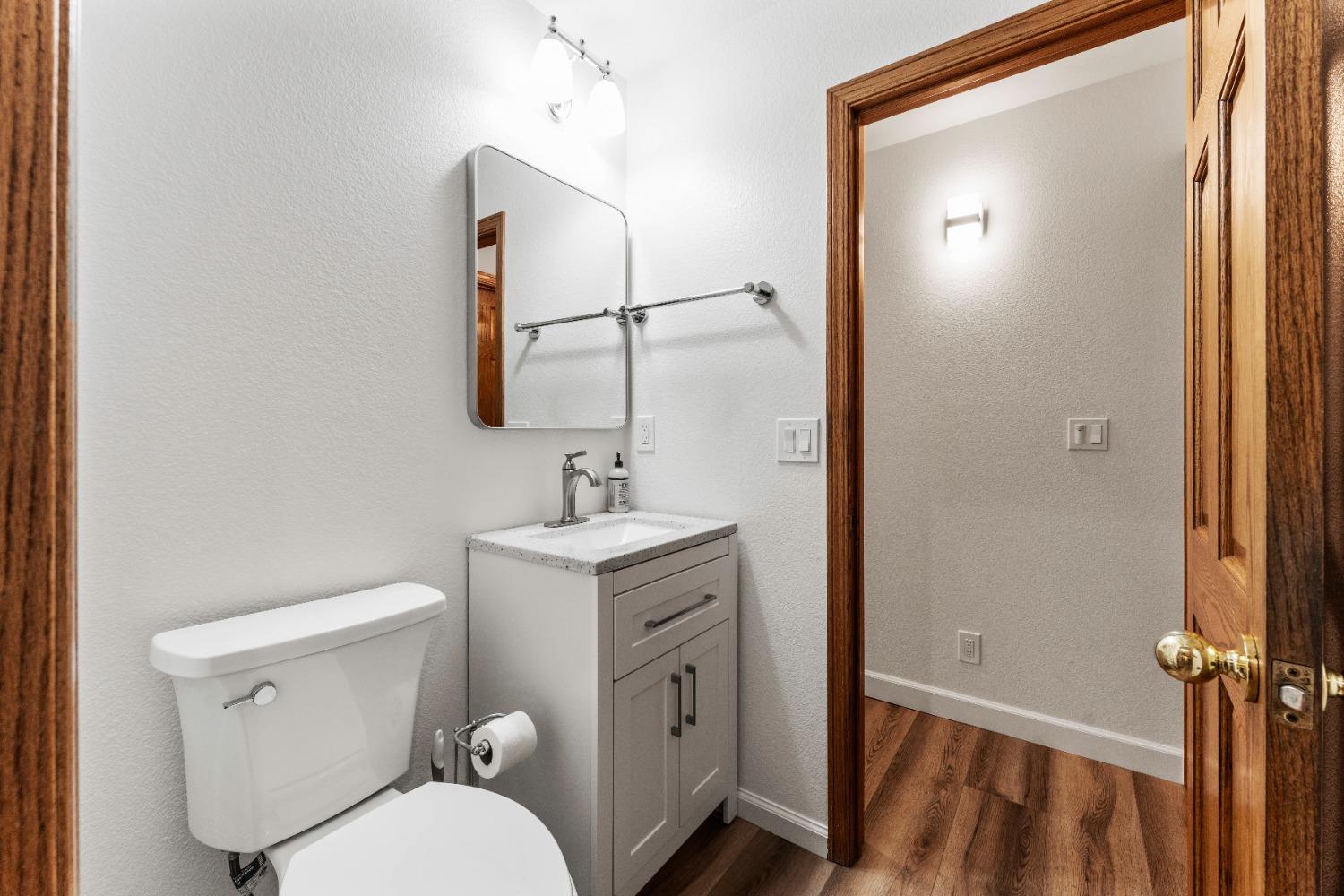 Detail Gallery Image 36 of 98 For 791 N Circle Dr, Diamond Springs,  CA 95619 - 6 Beds | 4/2 Baths