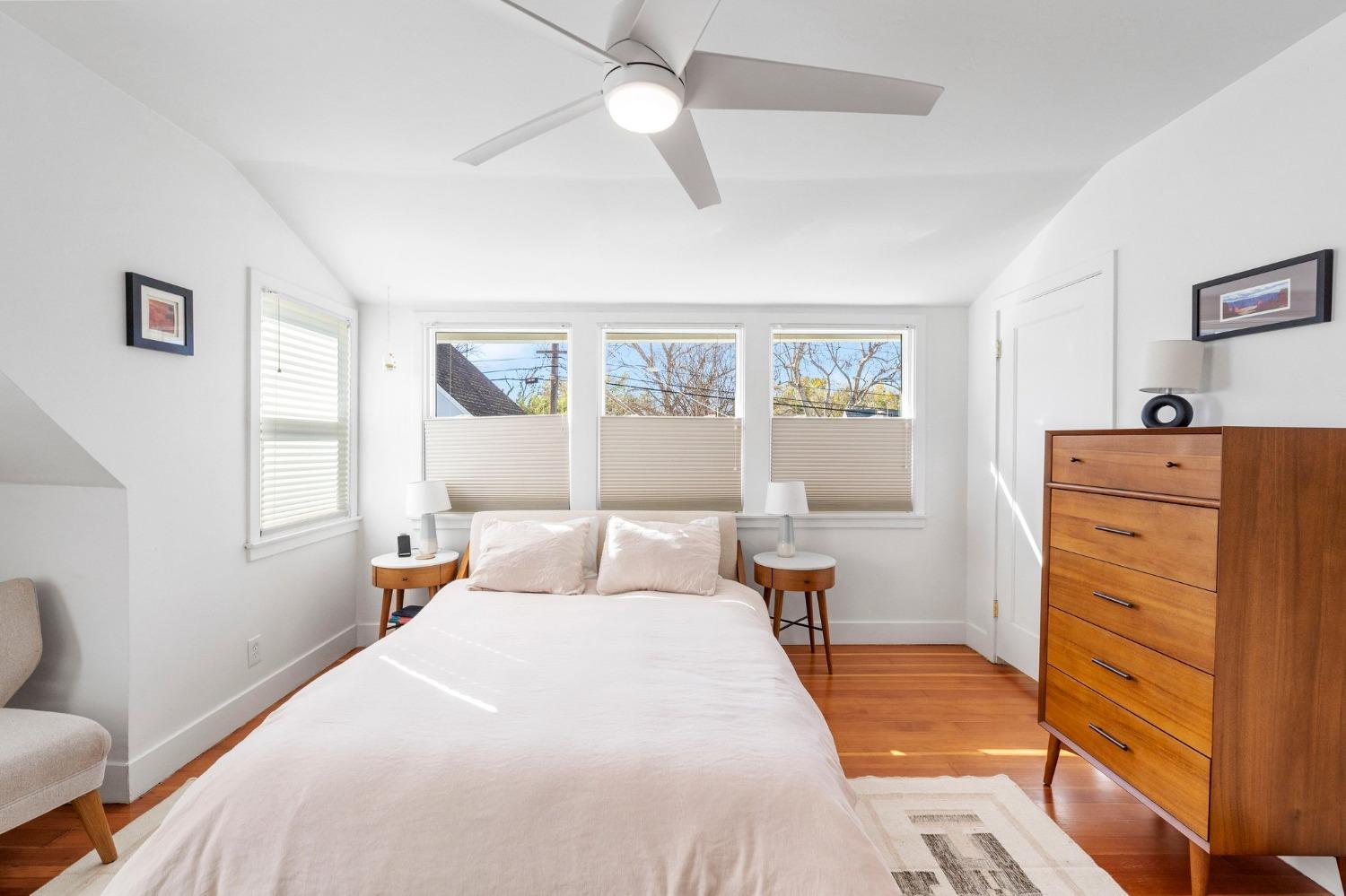 Highland Avenue, Sacramento, CA, 95818-3518