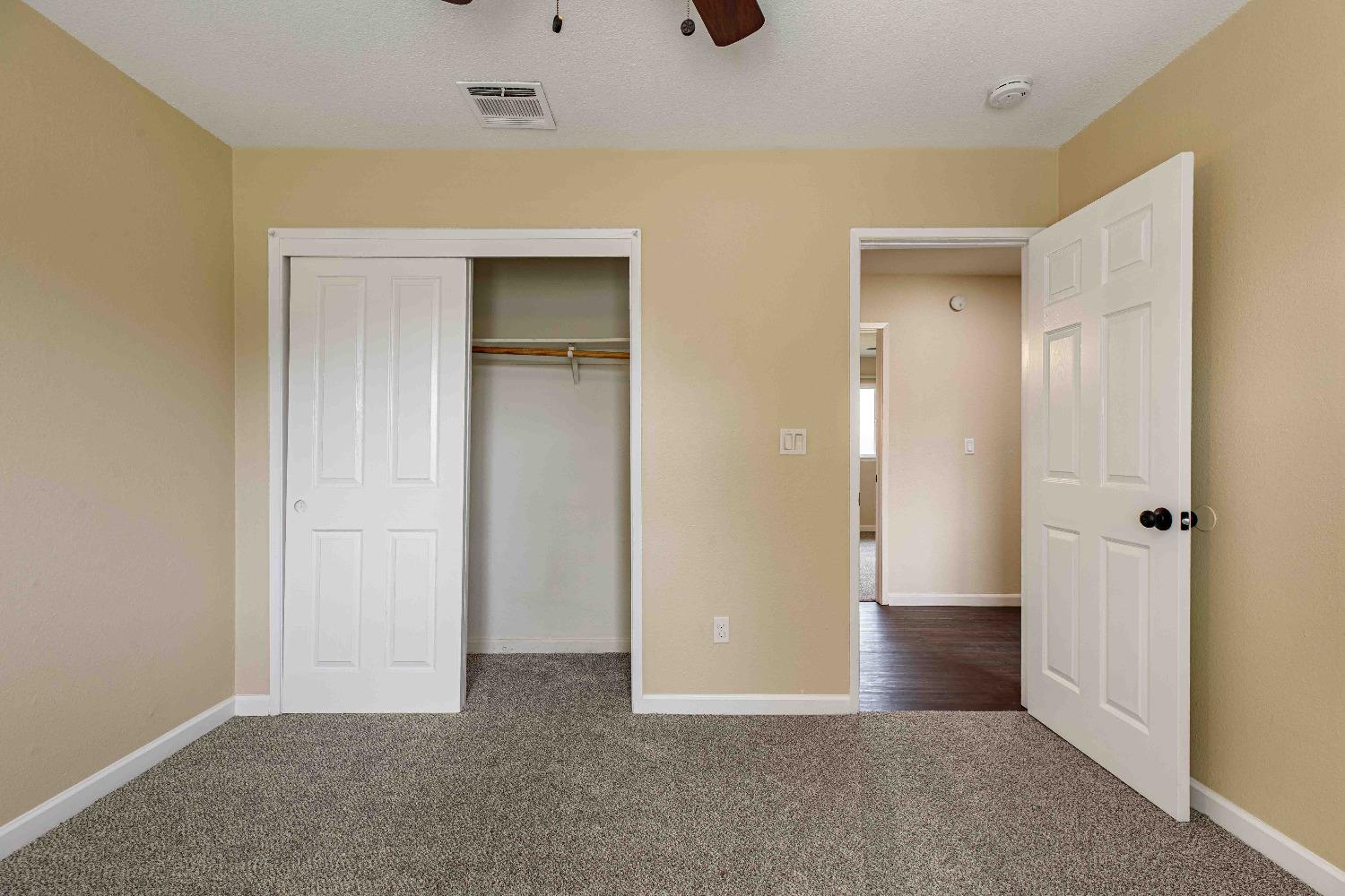 Detail Gallery Image 19 of 33 For 1349 Ghia Way, Manteca,  CA 95337 - 3 Beds | 2 Baths