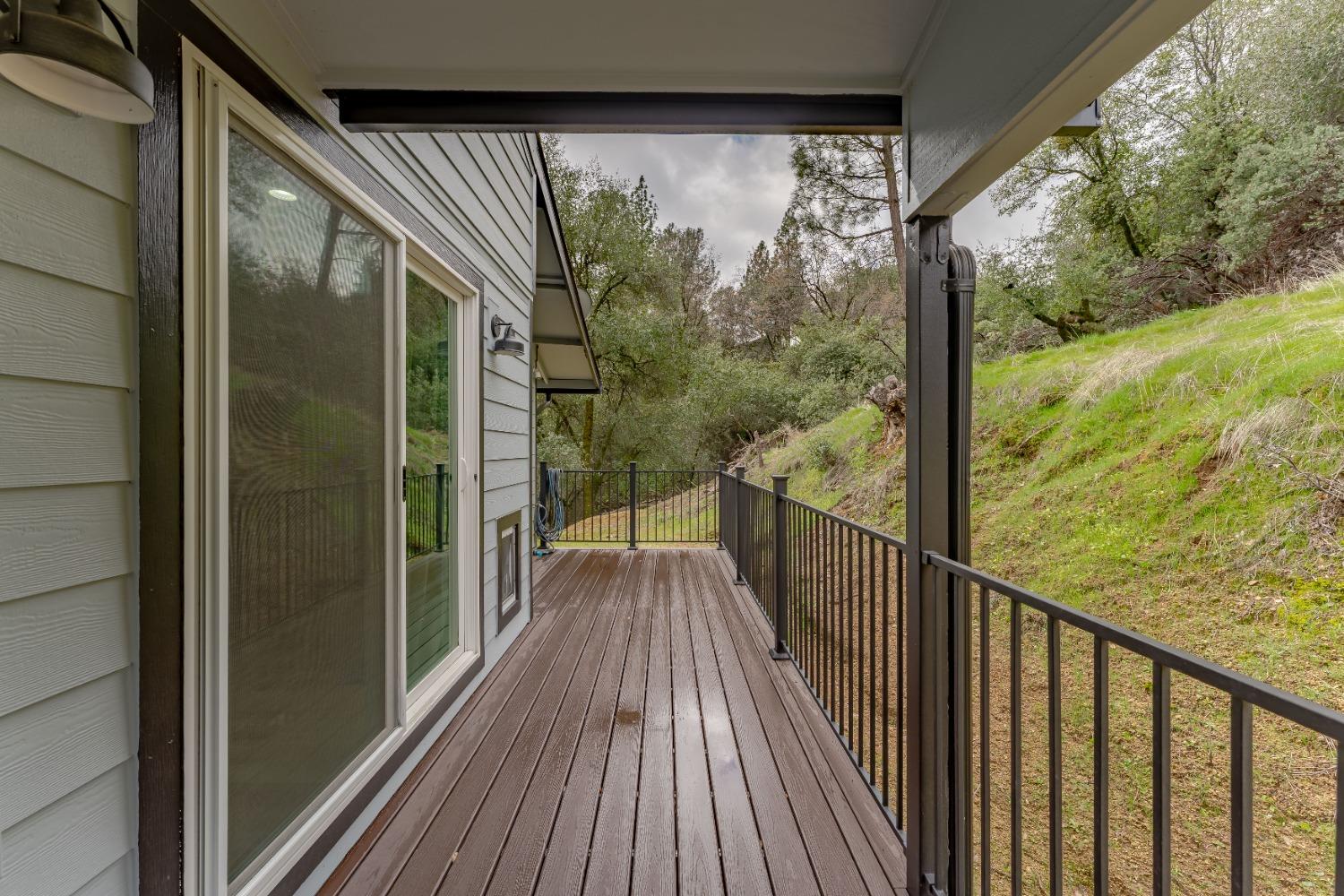 Detail Gallery Image 68 of 98 For 791 N Circle Dr, Diamond Springs,  CA 95619 - 6 Beds | 4/2 Baths