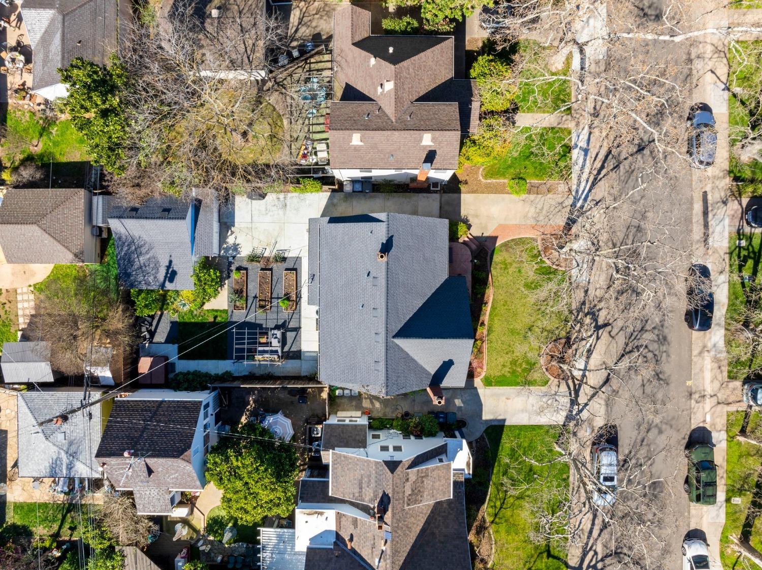 Highland Avenue, Sacramento, CA, 95818-3518