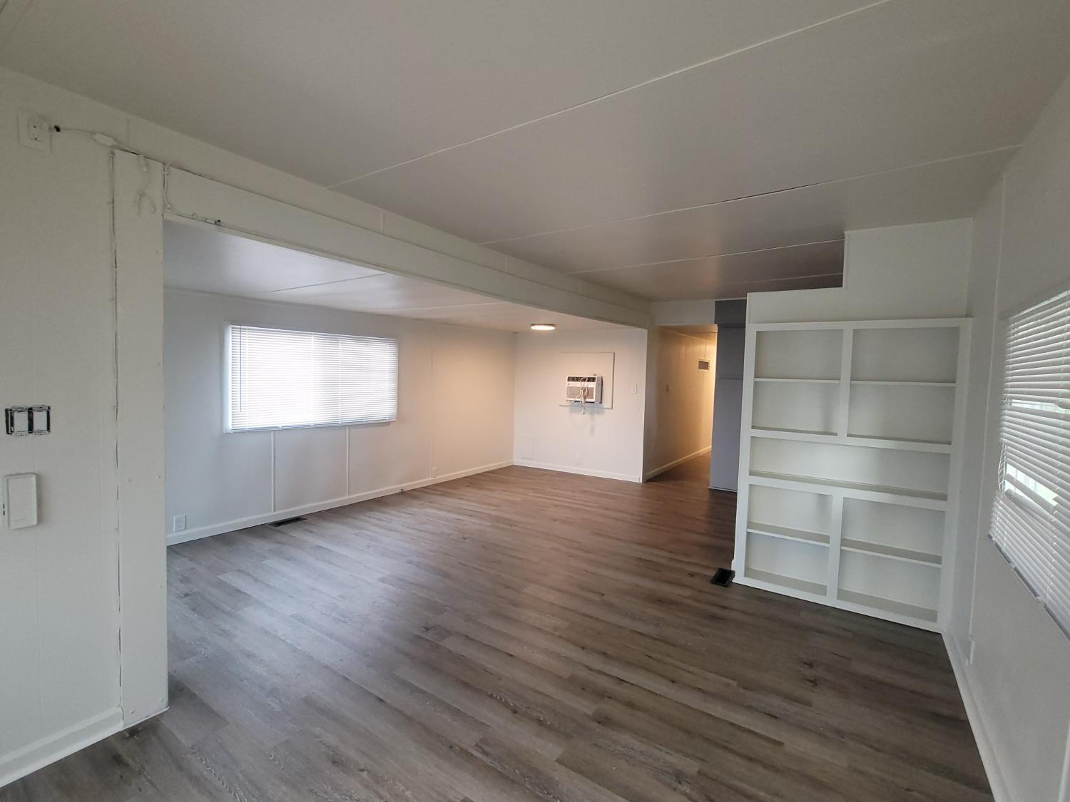 Detail Gallery Image 8 of 14 For 98 Rancho Grande, Atwater,  CA 95301 - 2 Beds | 1 Baths
