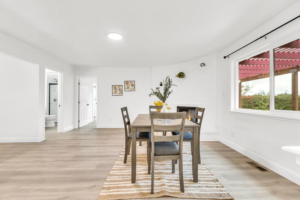 Detail Gallery Image 12 of 45 For 1225 58th Ave, Sacramento,  CA 95831 - 3 Beds | 2 Baths