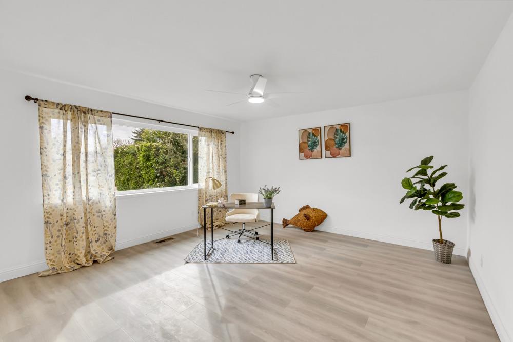 Detail Gallery Image 19 of 45 For 1225 58th Ave, Sacramento,  CA 95831 - 3 Beds | 2 Baths