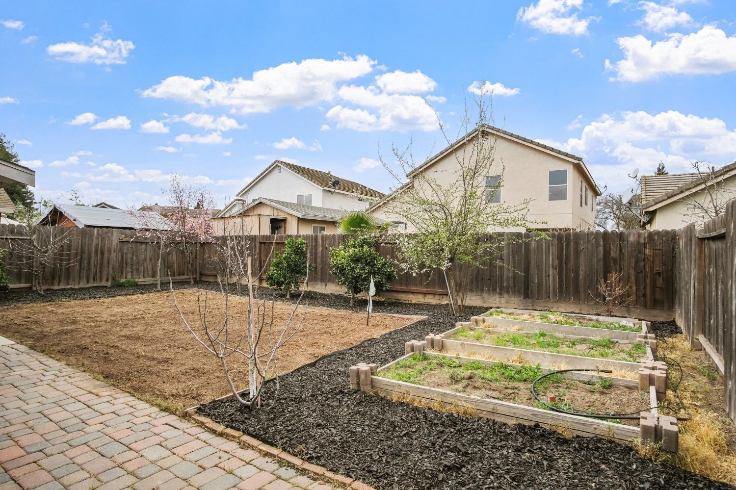 Detail Gallery Image 16 of 18 For 1509 Prospect Ln, Modesto,  CA 95355 - 3 Beds | 2 Baths