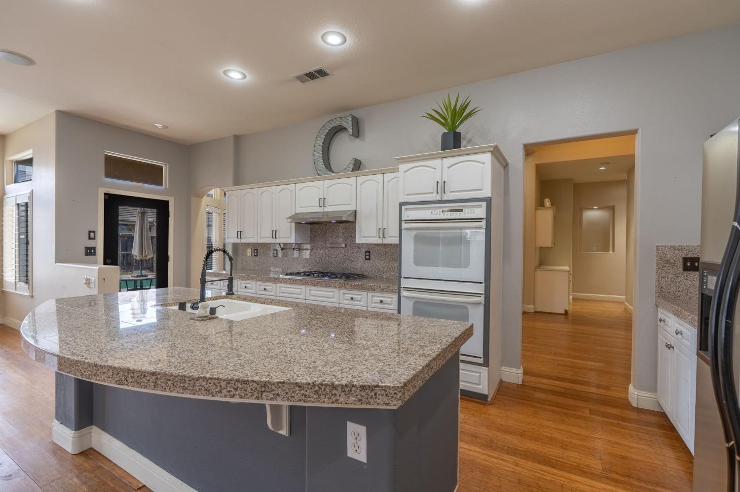 Detail Gallery Image 16 of 32 For 4609 via Giardiano, Modesto,  CA 95357 - 3 Beds | 2 Baths