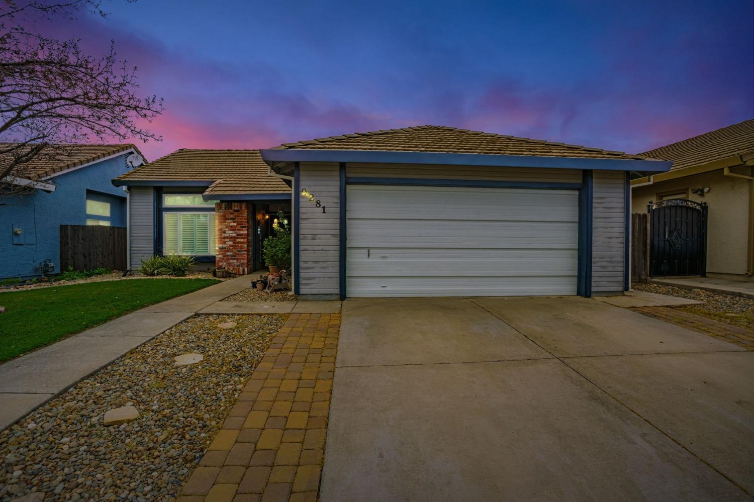 Detail Gallery Image 1 of 1 For 9281 Amarone Way, Sacramento,  CA 95829 - 3 Beds | 2 Baths