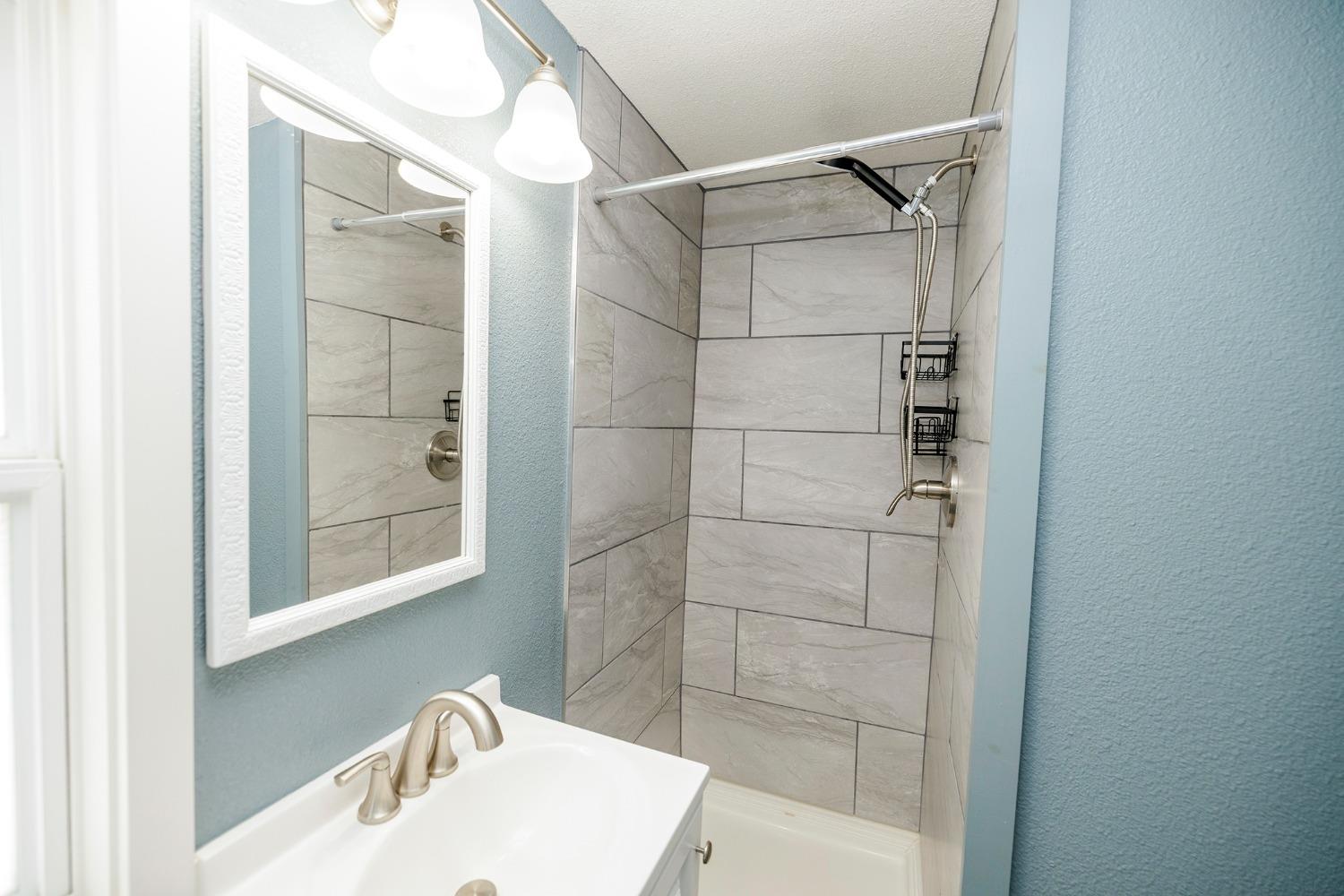 Detail Gallery Image 12 of 16 For 4837 Faith Home 118, Ceres,  CA 95307 - 2 Beds | 2 Baths