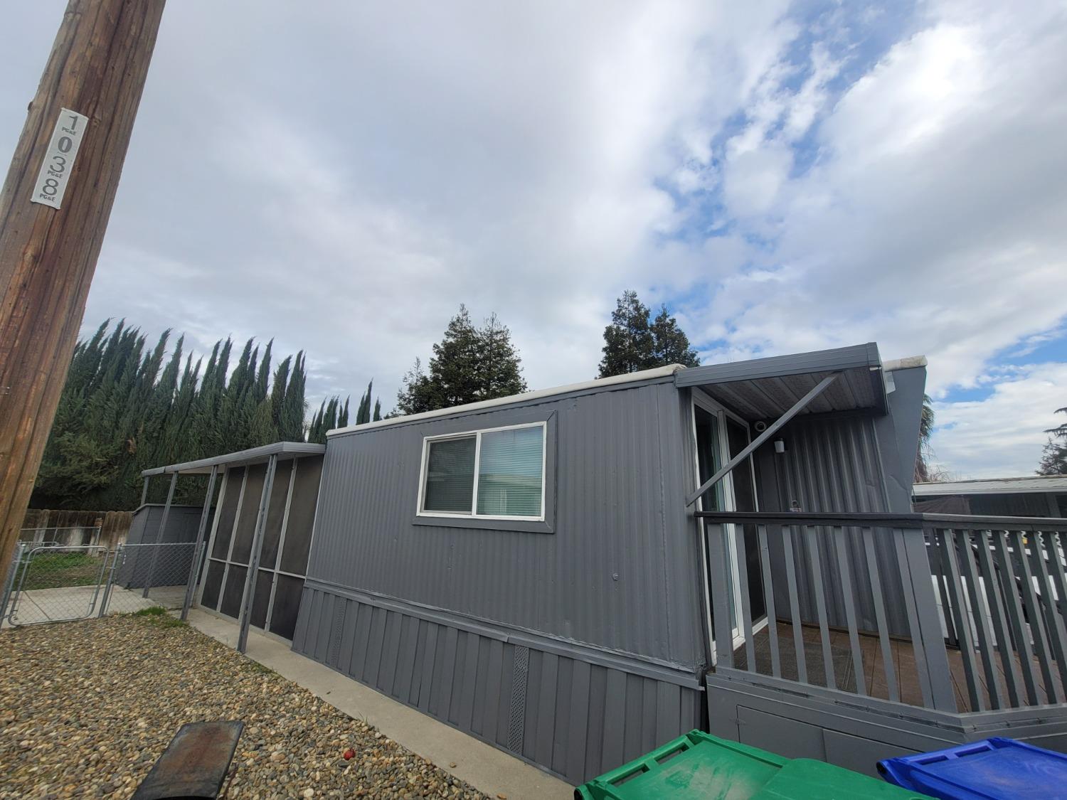 Detail Gallery Image 4 of 14 For 98 Rancho Grande, Atwater,  CA 95301 - 2 Beds | 1 Baths