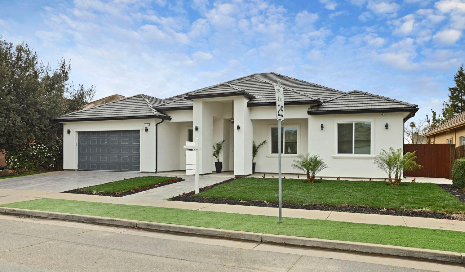 Detail Gallery Image 6 of 58 For 2442 Vintage Oaks Ct, Lodi,  CA 95242 - 4 Beds | 3/1 Baths