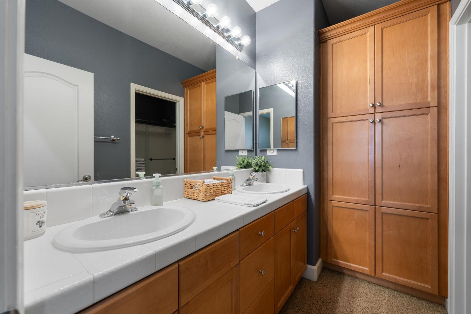 Longford Way, El Dorado Hills, California image 37