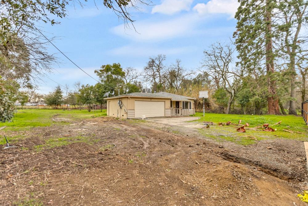 Detail Gallery Image 1 of 1 For 4242 Orange Grove Ave, Sacramento,  CA 95841 - 3 Beds | 1 Baths
