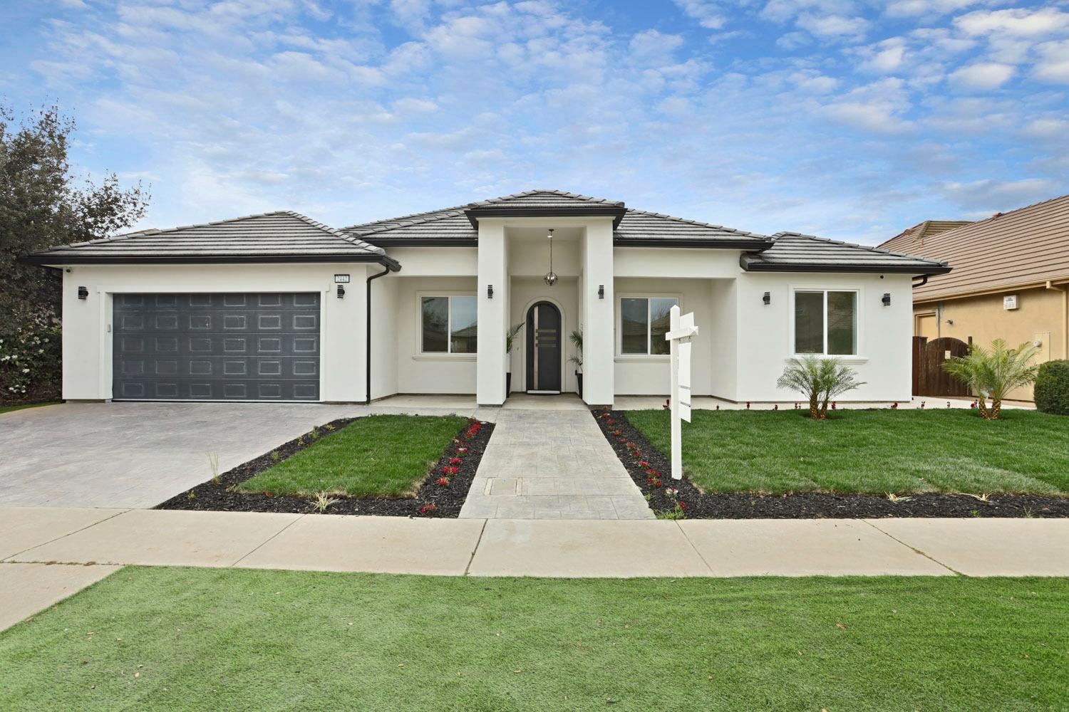 Detail Gallery Image 7 of 58 For 2442 Vintage Oaks Ct, Lodi,  CA 95242 - 4 Beds | 3/1 Baths