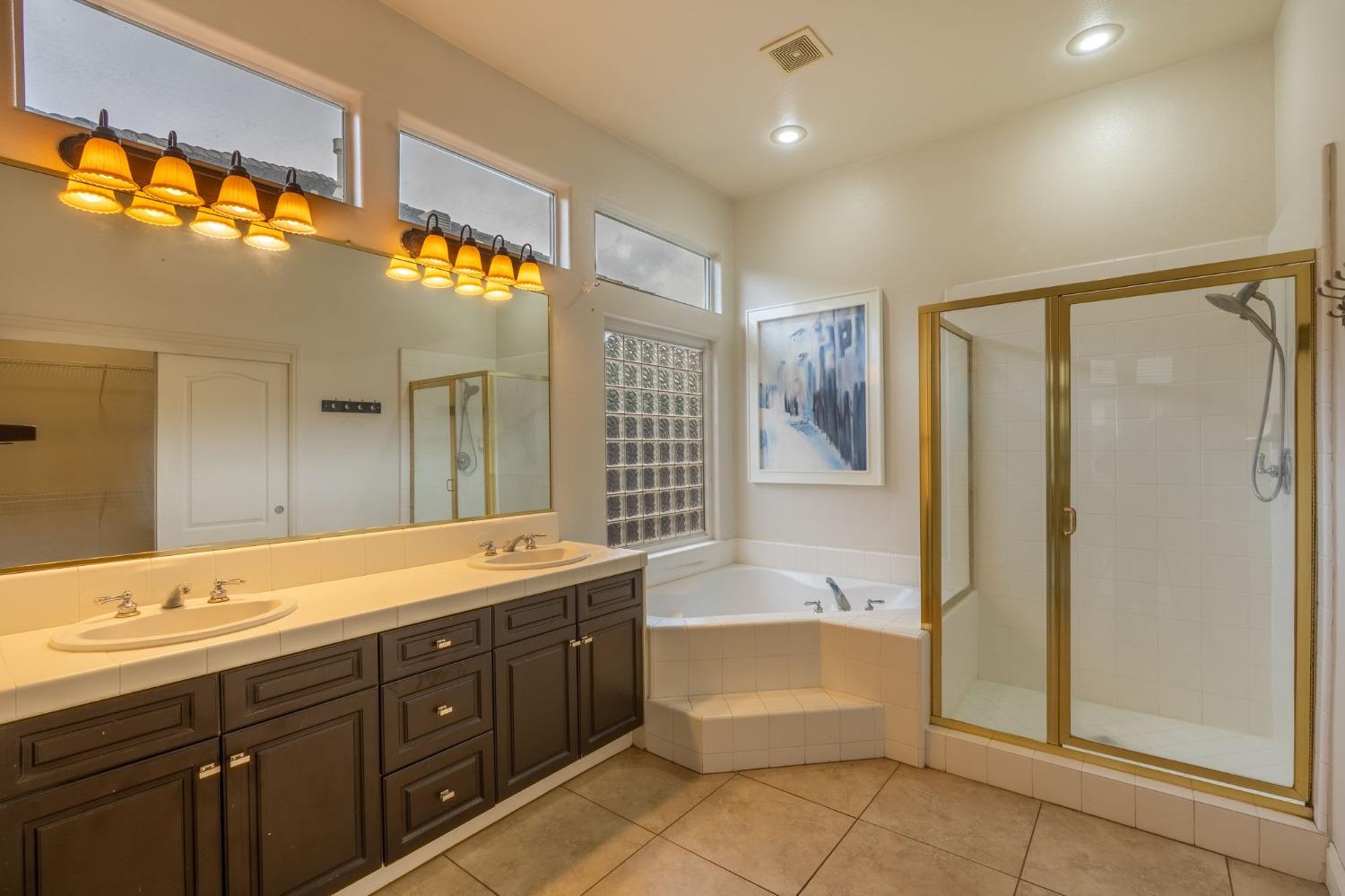 Detail Gallery Image 26 of 32 For 4609 via Giardiano, Modesto,  CA 95357 - 3 Beds | 2 Baths