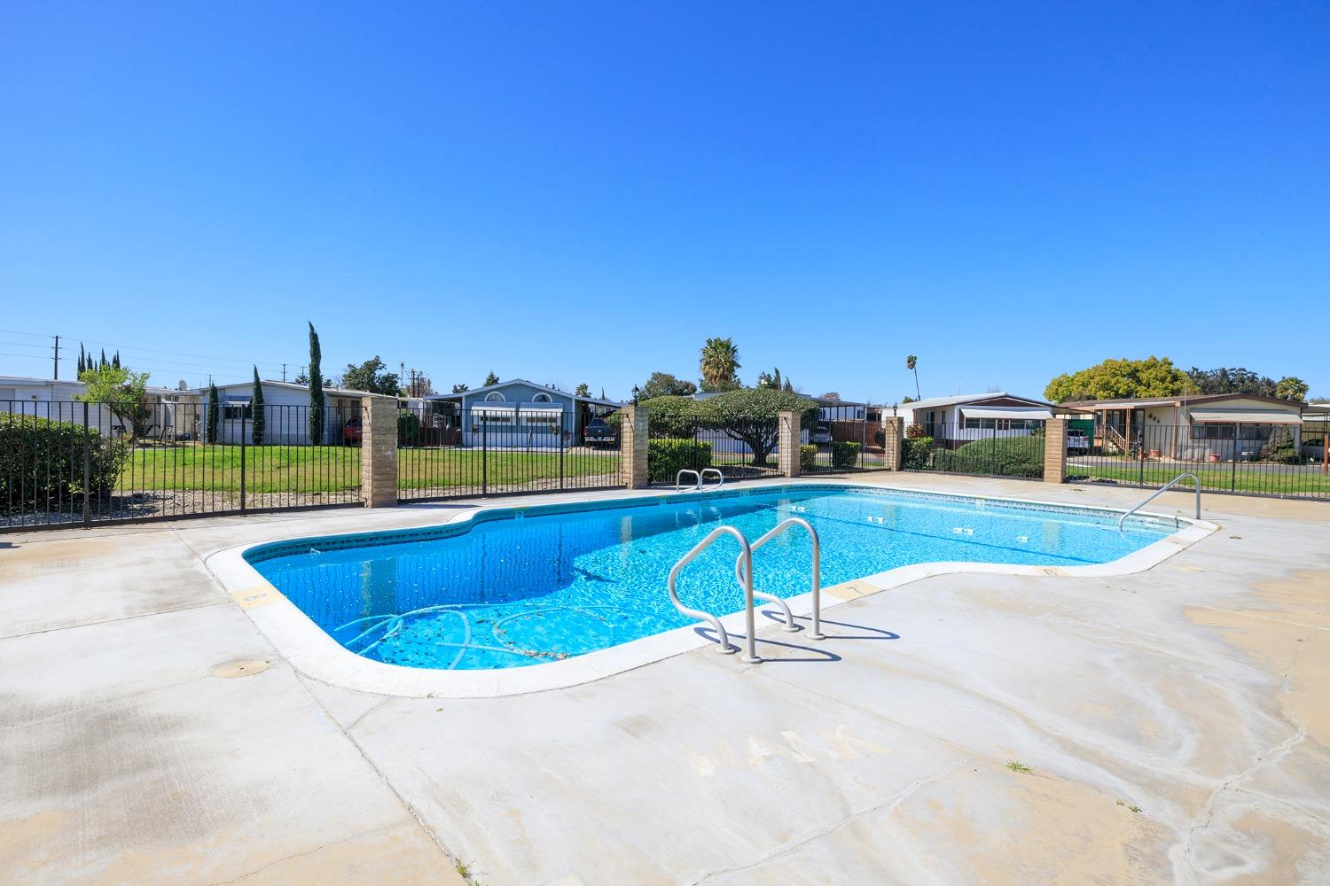 Detail Gallery Image 16 of 16 For 4837 Faith Home 118, Ceres,  CA 95307 - 2 Beds | 2 Baths