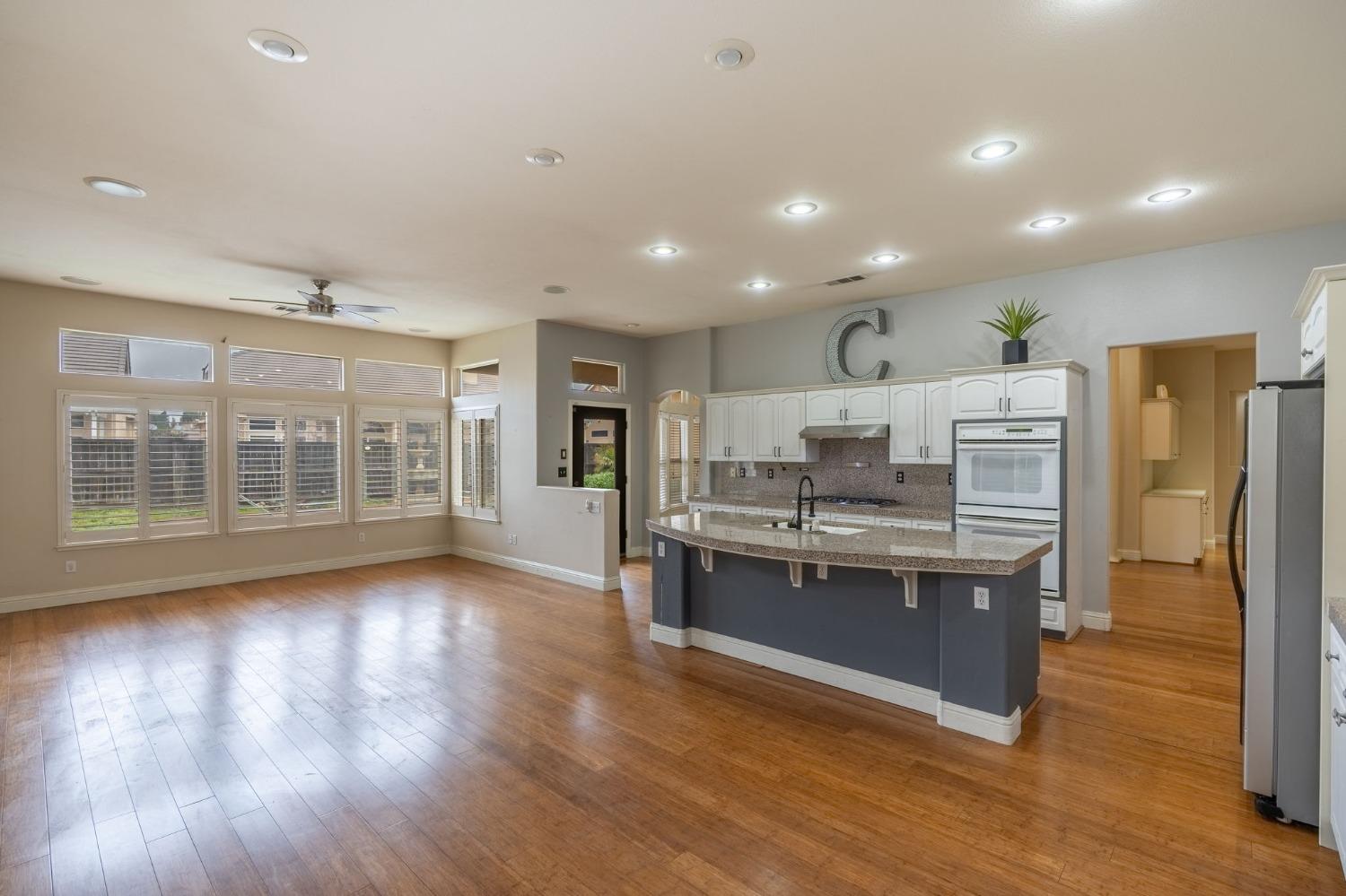 Detail Gallery Image 12 of 32 For 4609 via Giardiano, Modesto,  CA 95357 - 3 Beds | 2 Baths