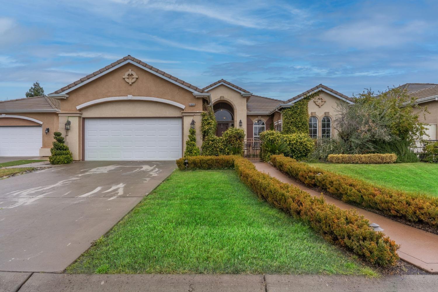 Detail Gallery Image 1 of 32 For 4609 via Giardiano, Modesto,  CA 95357 - 3 Beds | 2 Baths