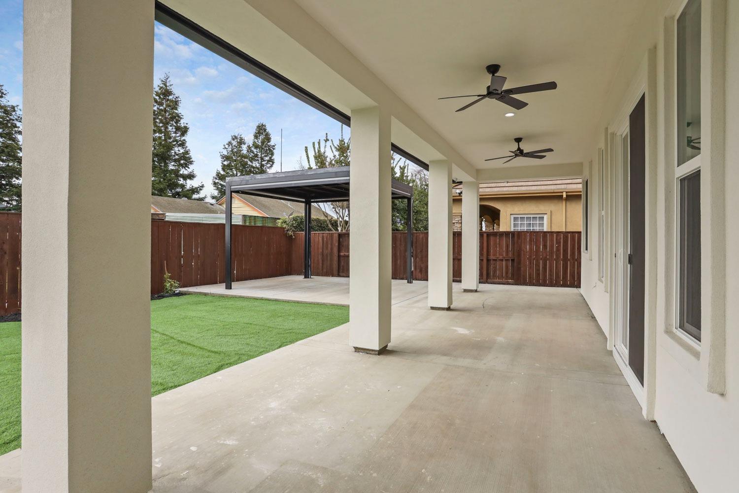 Detail Gallery Image 52 of 58 For 2442 Vintage Oaks Ct, Lodi,  CA 95242 - 4 Beds | 3/1 Baths