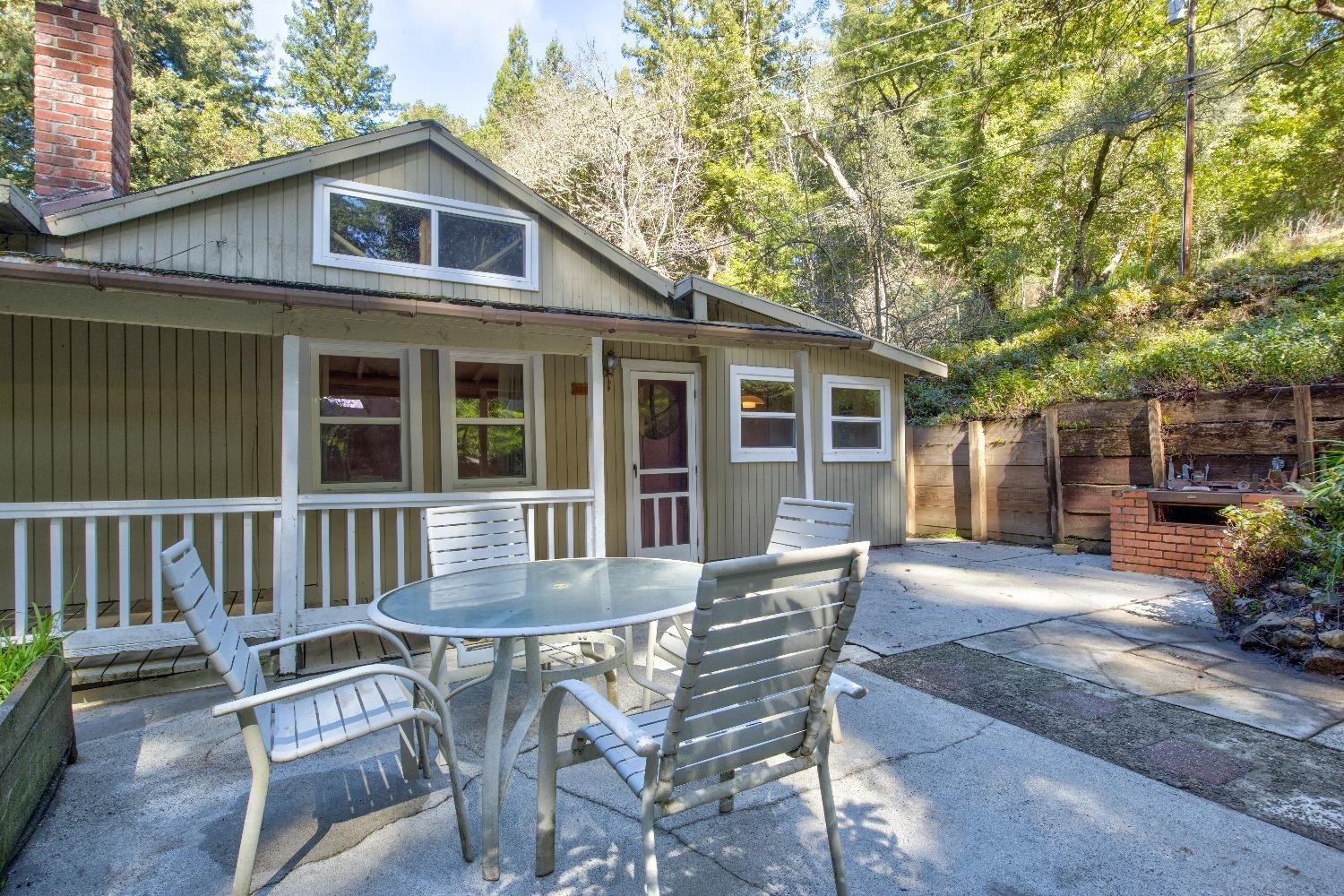 Detail Gallery Image 4 of 73 For 505 Glenwood Cutoff, Scotts Valley,  CA 95066 - 4 Beds | 2 Baths