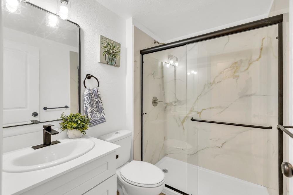 Detail Gallery Image 21 of 45 For 1225 58th Ave, Sacramento,  CA 95831 - 3 Beds | 2 Baths