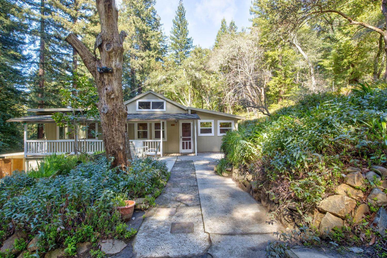 Detail Gallery Image 3 of 73 For 505 Glenwood Cutoff, Scotts Valley,  CA 95066 - 4 Beds | 2 Baths