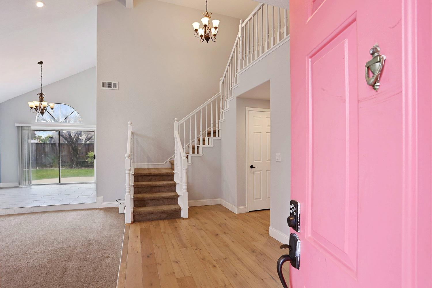 Detail Gallery Image 5 of 51 For 3422 Gail Ct, Stockton,  CA 95206 - 4 Beds | 2/1 Baths