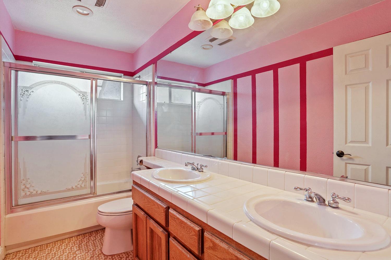 Detail Gallery Image 34 of 51 For 3422 Gail Ct, Stockton,  CA 95206 - 4 Beds | 2/1 Baths