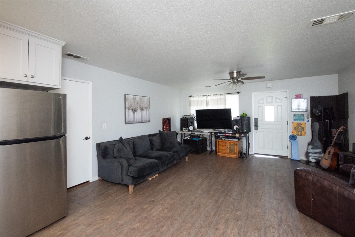 Detail Gallery Image 16 of 20 For 1612 Glenwood Dr, Modesto,  CA 95350 - 2 Beds | 1 Baths