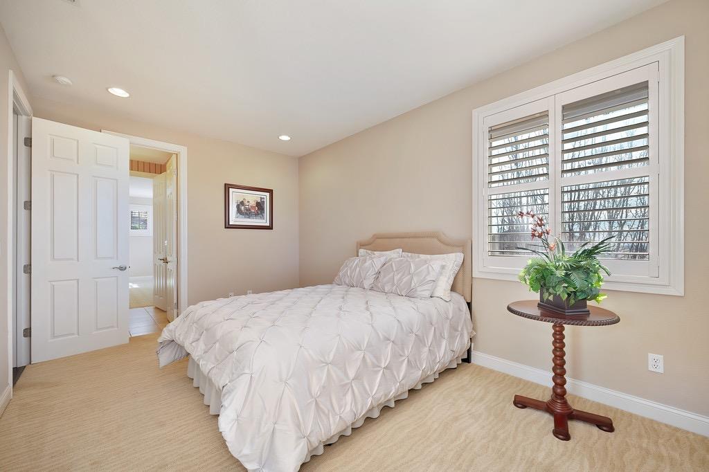 Giorno Way, El Dorado Hills, California image 24