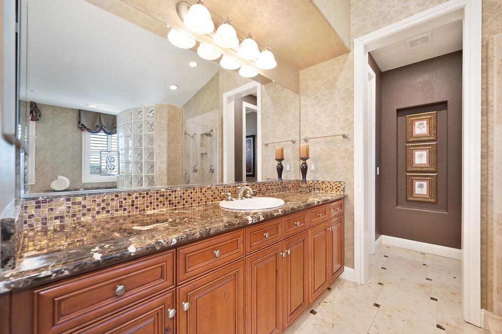 Giorno Way, El Dorado Hills, California image 36