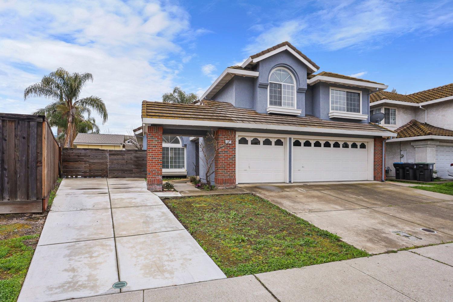 Detail Gallery Image 3 of 51 For 3422 Gail Ct, Stockton,  CA 95206 - 4 Beds | 2/1 Baths