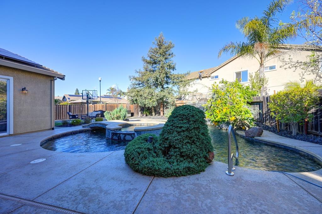 Waterford Glen Circle, Roseville, California image 50