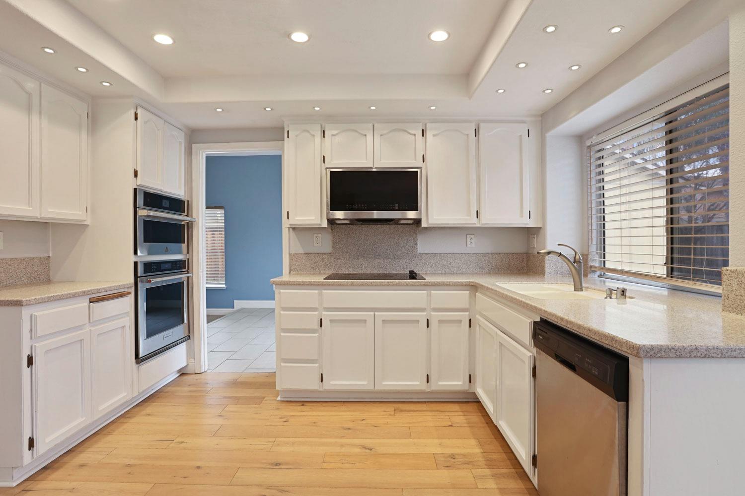 Detail Gallery Image 12 of 51 For 3422 Gail Ct, Stockton,  CA 95206 - 4 Beds | 2/1 Baths