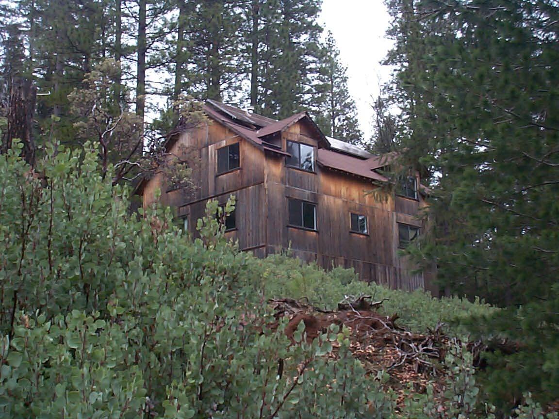 Grizzly Creek Road, North San Juan, California image 3