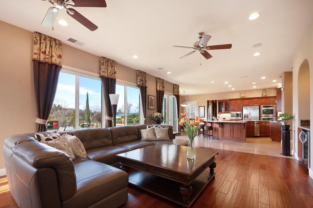 Giorno Way, El Dorado Hills, California image 19