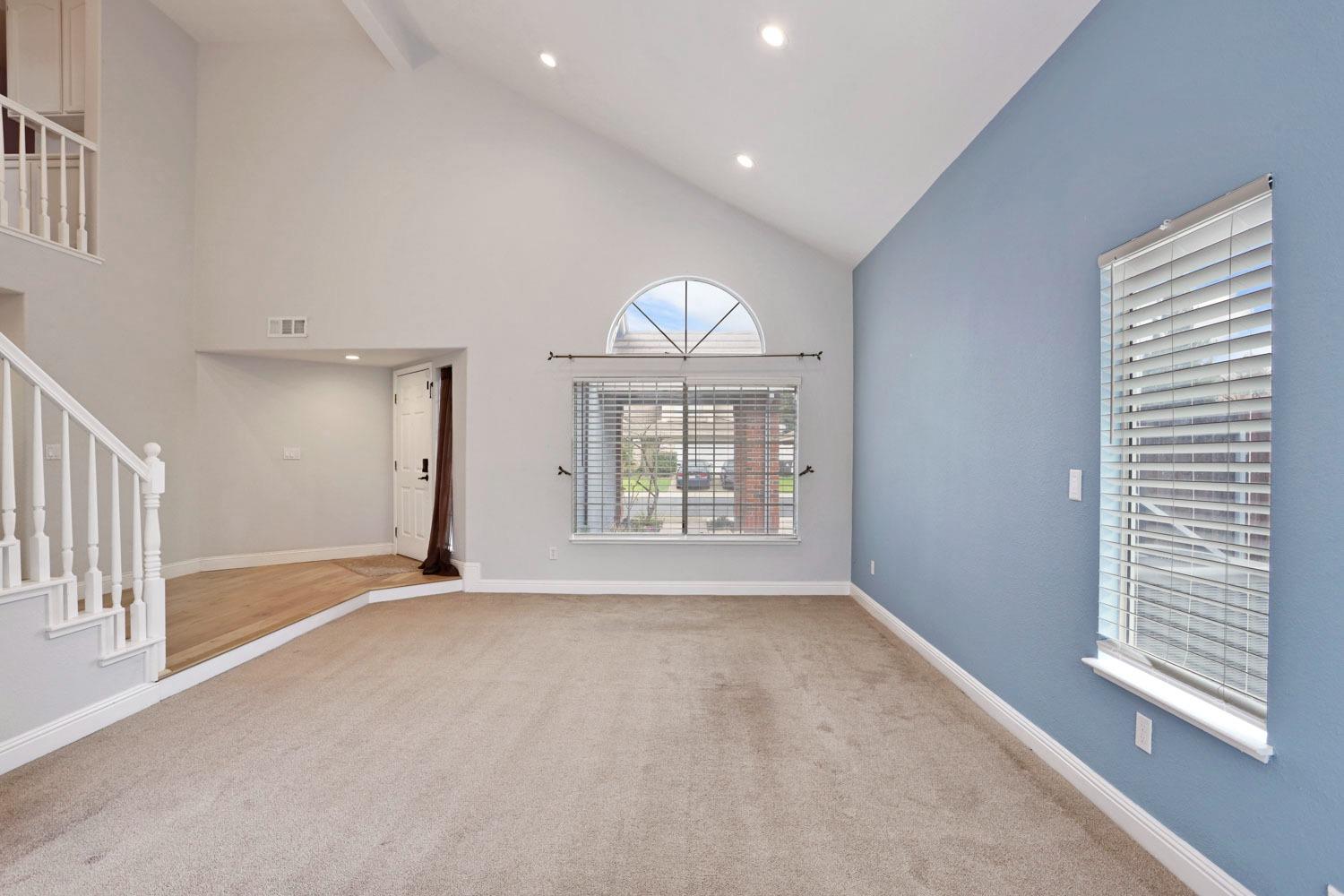 Detail Gallery Image 6 of 51 For 3422 Gail Ct, Stockton,  CA 95206 - 4 Beds | 2/1 Baths