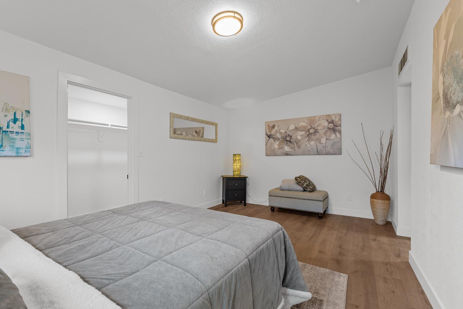 Cummins Way, West Sacramento, California image 17
