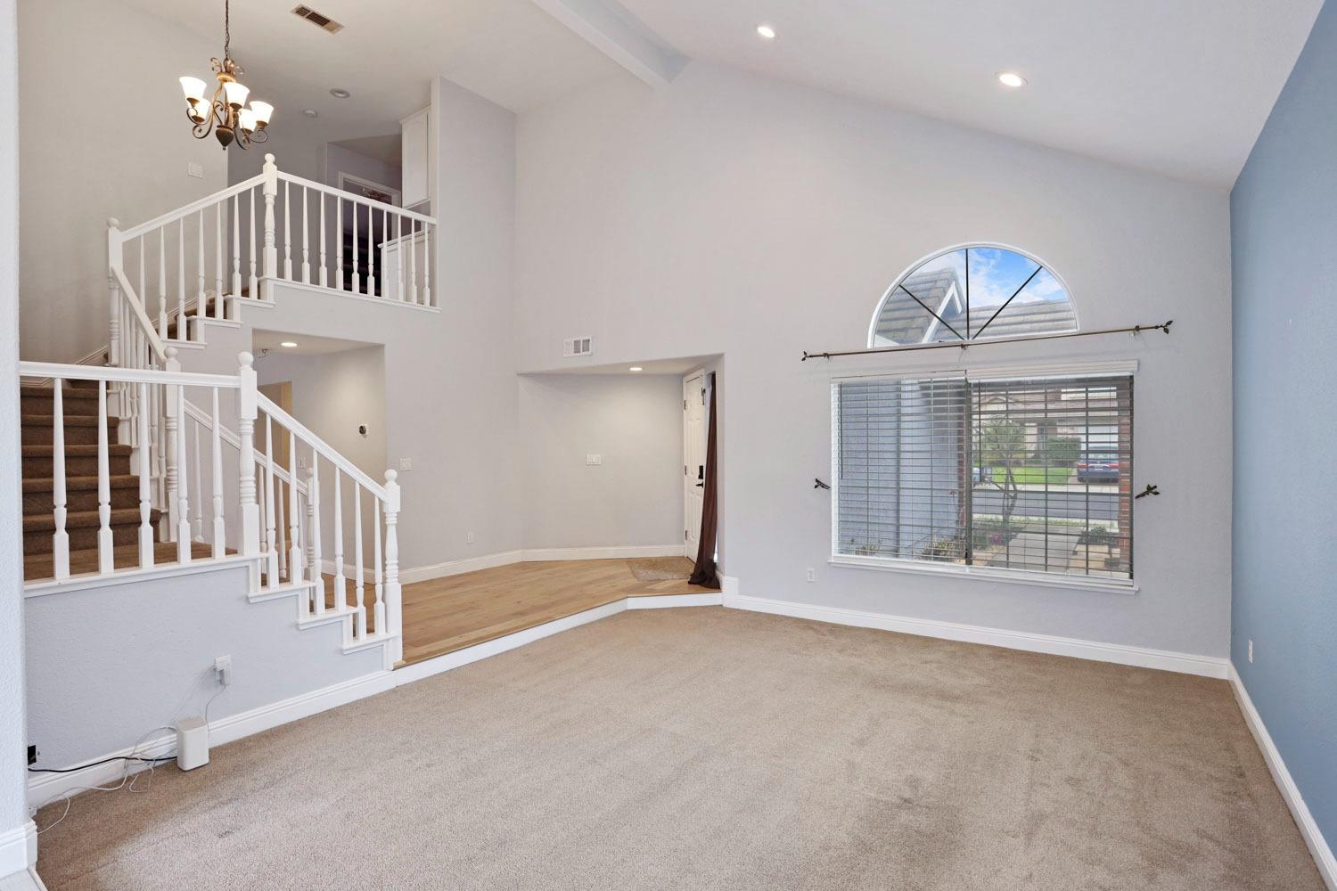 Detail Gallery Image 1 of 51 For 3422 Gail Ct, Stockton,  CA 95206 - 4 Beds | 2/1 Baths
