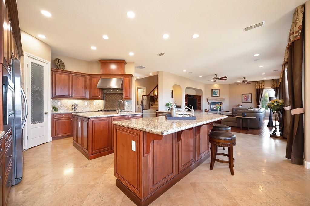 Giorno Way, El Dorado Hills, California image 12