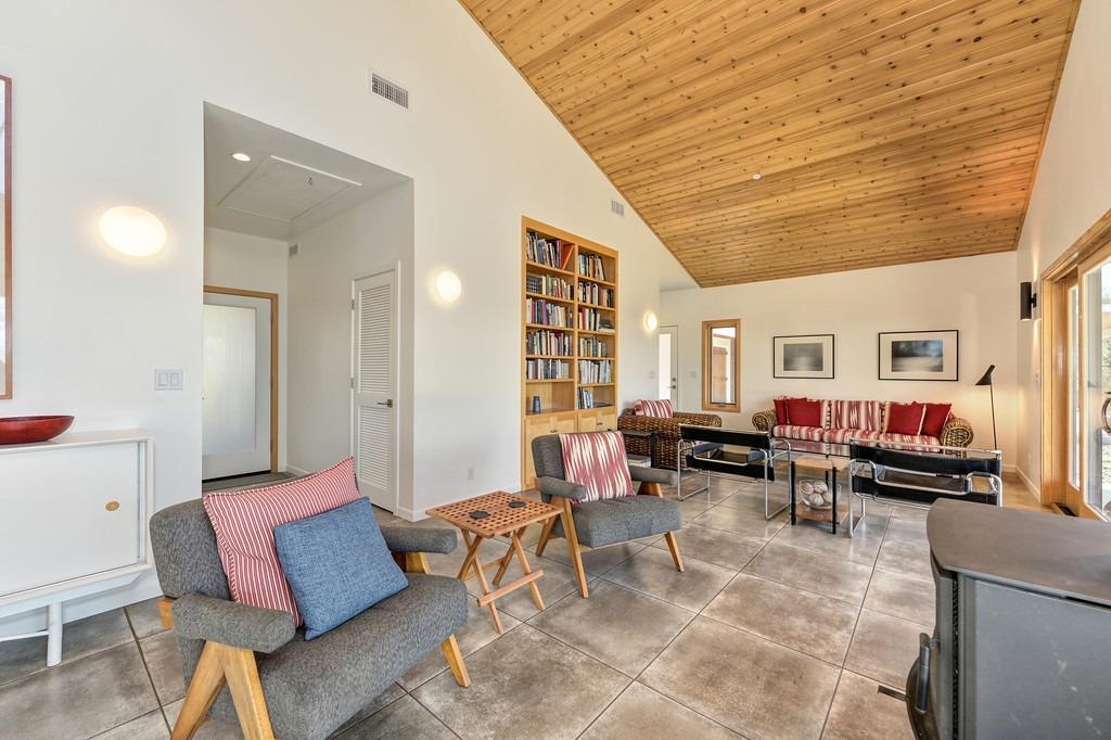 Detail Gallery Image 11 of 97 For 17041 Hale Rd, Fiddletown,  CA 95629 - 3 Beds | 3 Baths