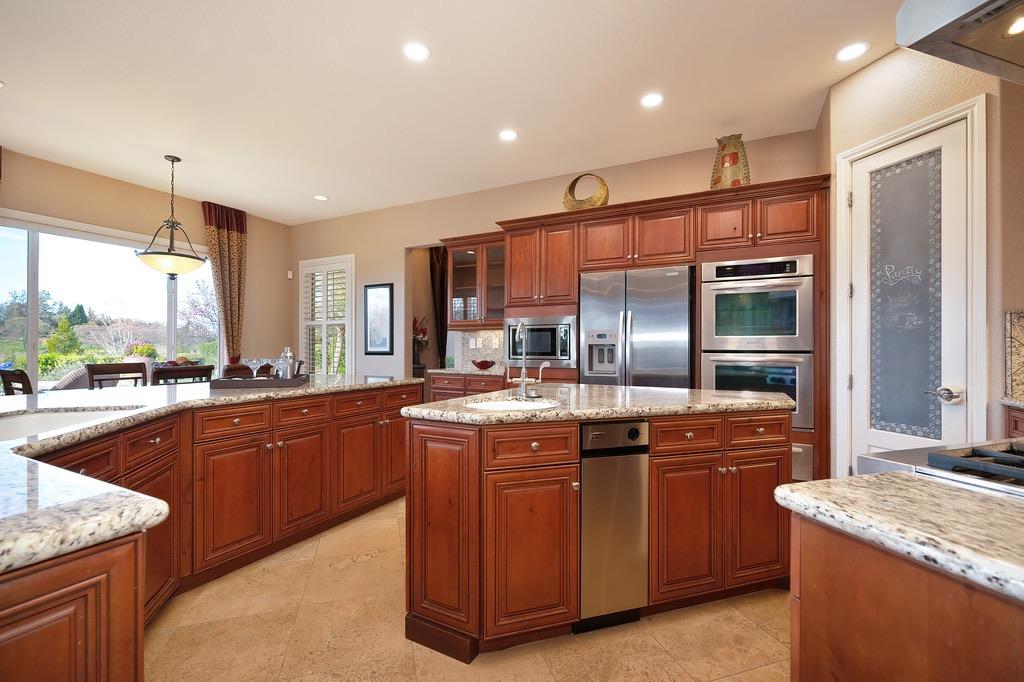 Giorno Way, El Dorado Hills, California image 13